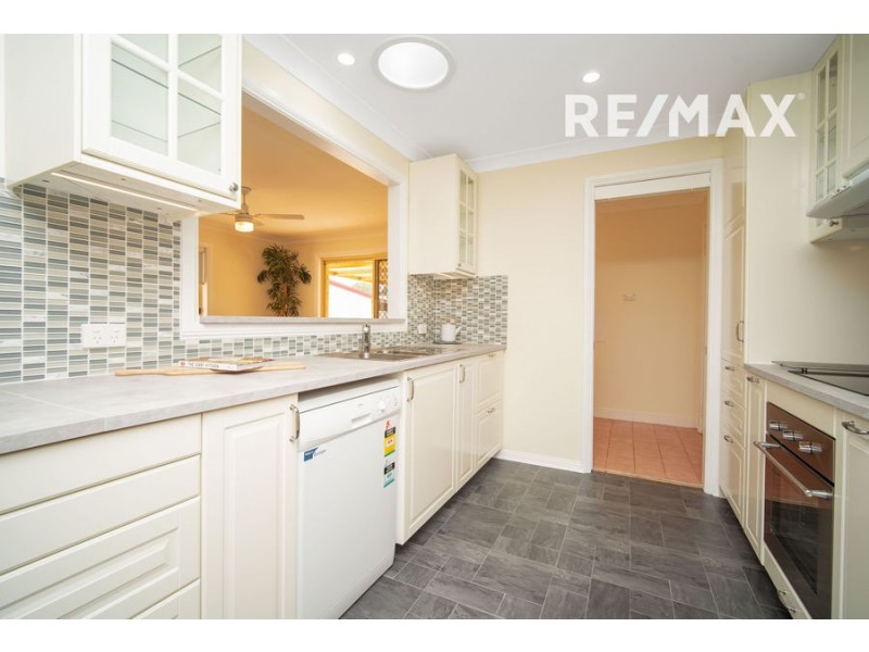 39 Kirrang Avenue, Glenfield Park NSW 2650
