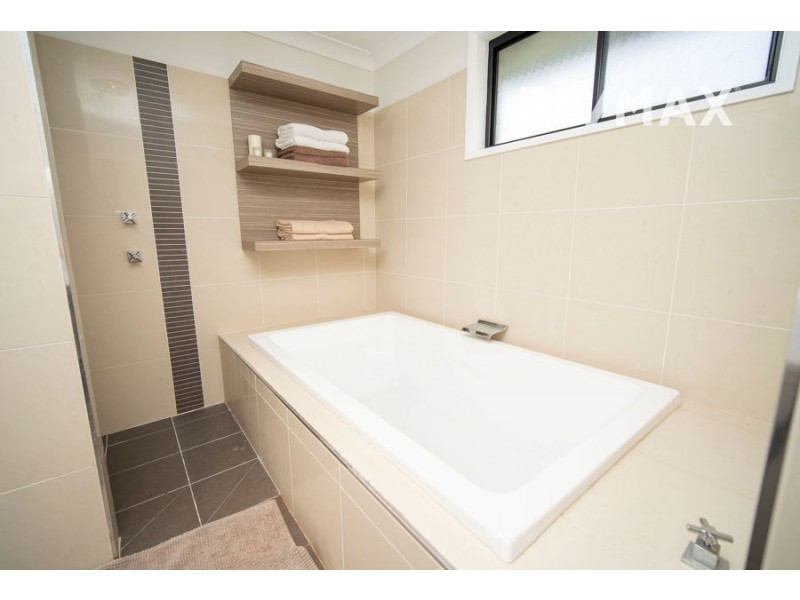 23 Buchhorn Street, Tolland NSW 2650