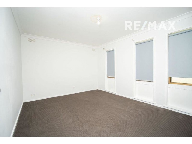 1/6 Joyes Place, Tolland NSW 2650