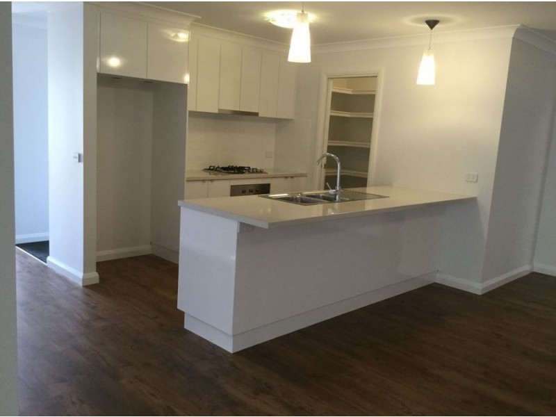 2 Mulberrygong Court, Gobbagombalin NSW 2650