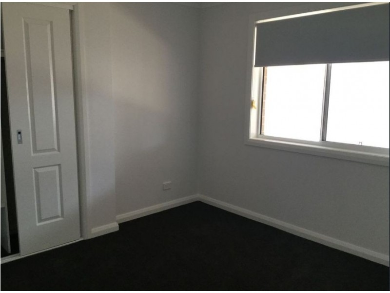 2 Mulberrygong Court, Gobbagombalin NSW 2650