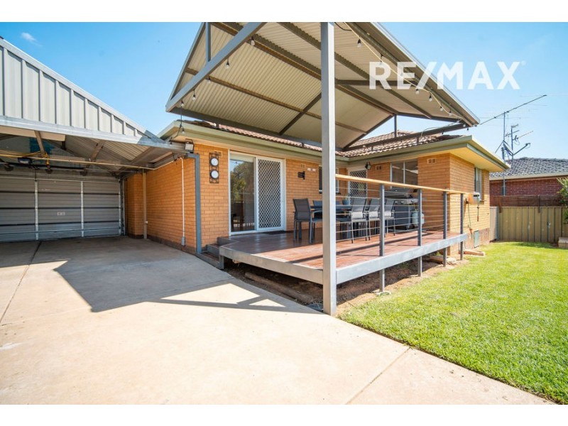 9 Bavaria Street, Tolland NSW 2650