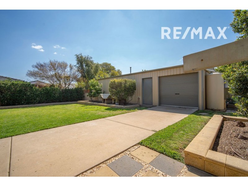 9 Bavaria Street, Tolland NSW 2650