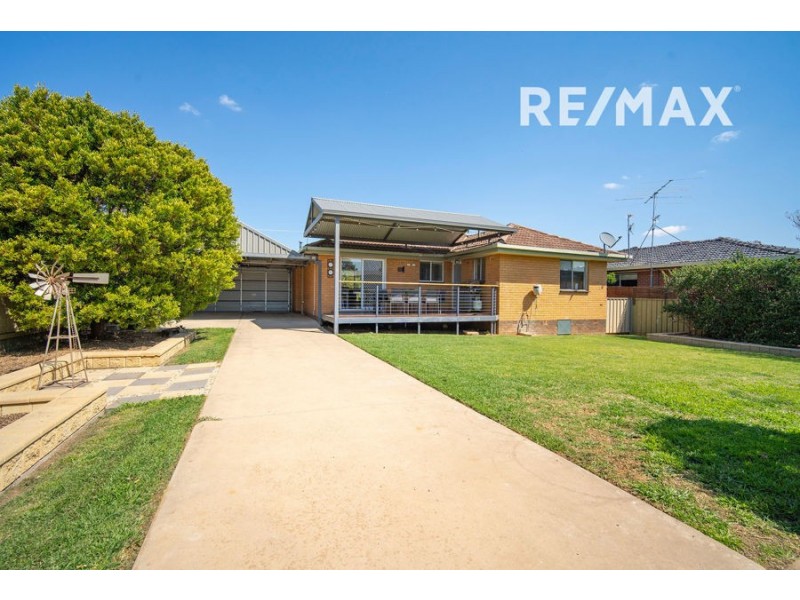 9 Bavaria Street, Tolland NSW 2650