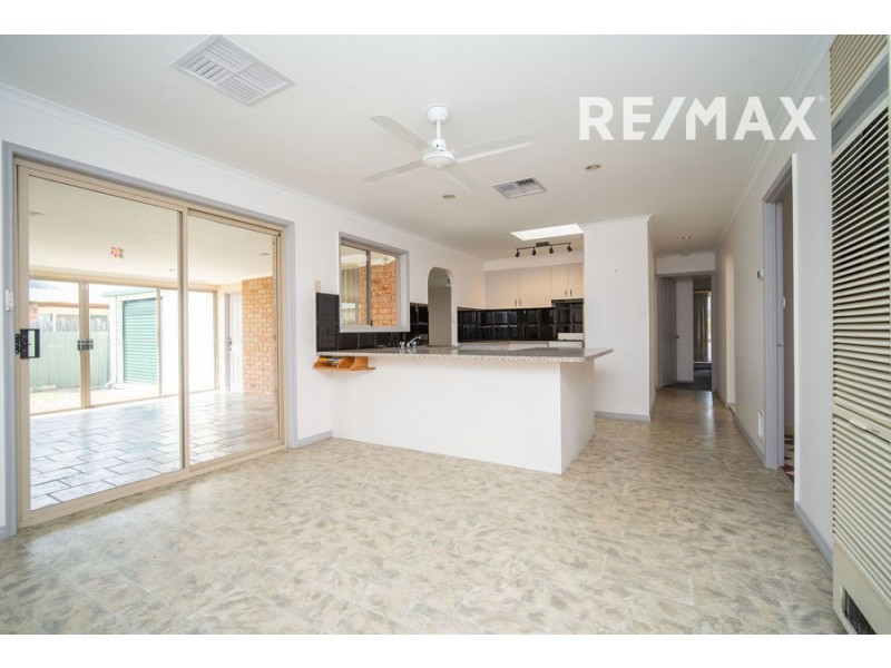 19 Kurrajong Avenue, Forest Hill NSW 2651