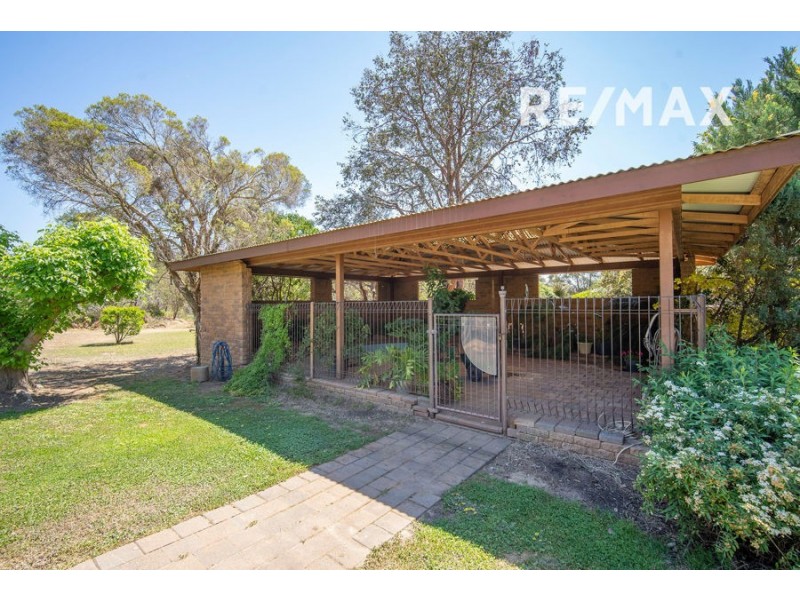 13 Mallee Road, Springvale NSW 2650