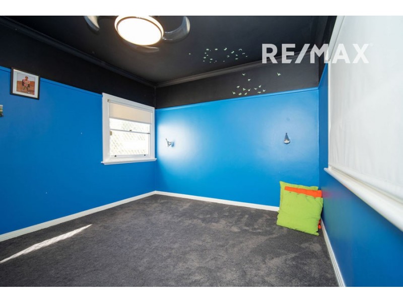 18 Blamey Street, Turvey Park NSW 2650