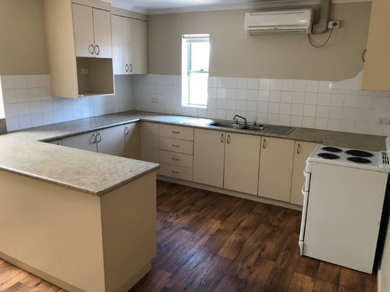 2/176 Baylis Street, Wagga Wagga NSW 2650