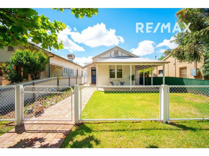 61 Fox Street, Wagga Wagga NSW 2650