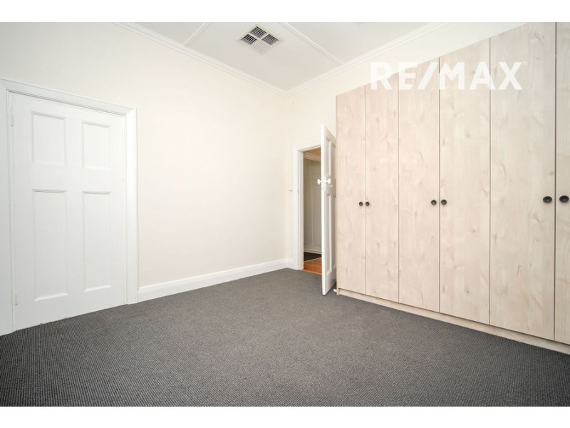 61 Fox Street, Wagga Wagga NSW 2650
