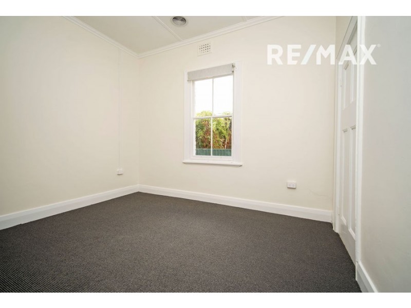 61 Fox Street, Wagga Wagga NSW 2650