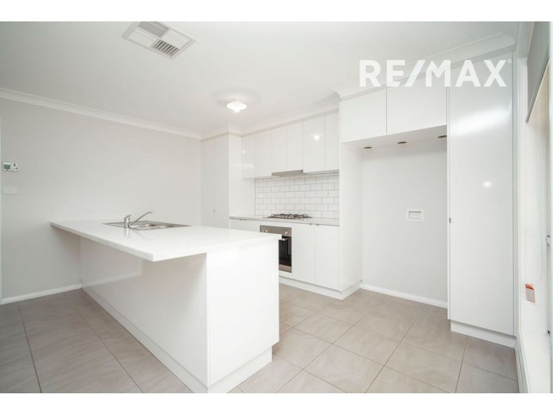 6 Ellerslie Street, Gobbagombalin NSW 2650