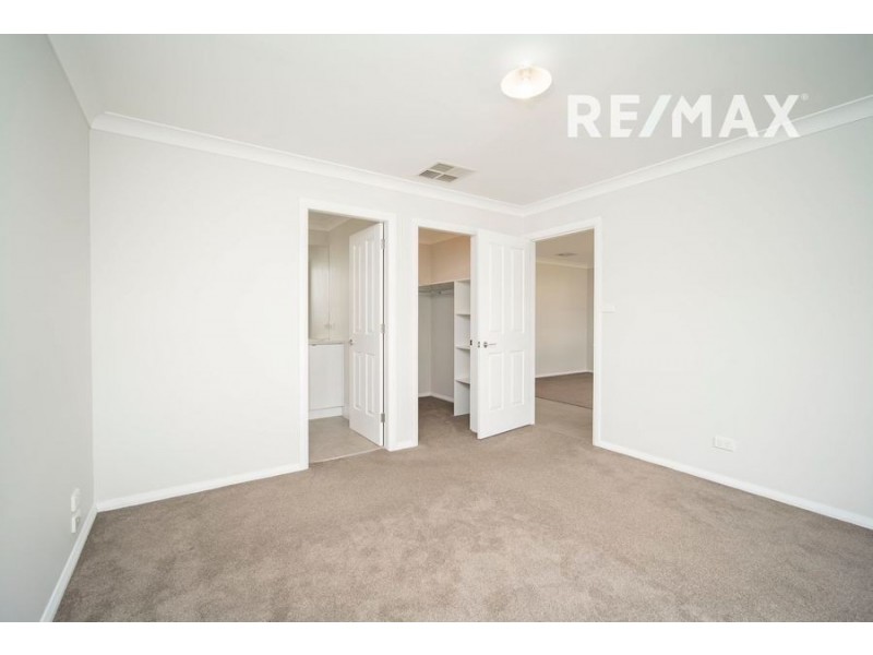 6 Ellerslie Street, Gobbagombalin NSW 2650