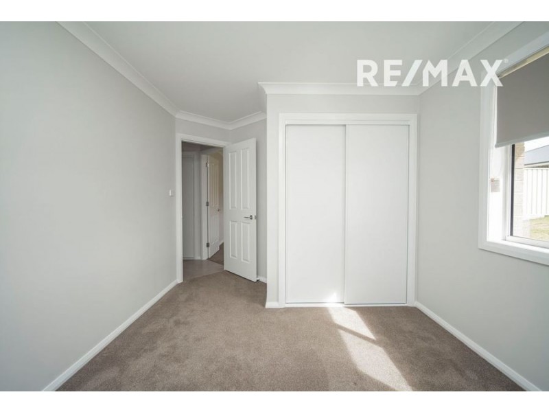 6 Ellerslie Street, Gobbagombalin NSW 2650