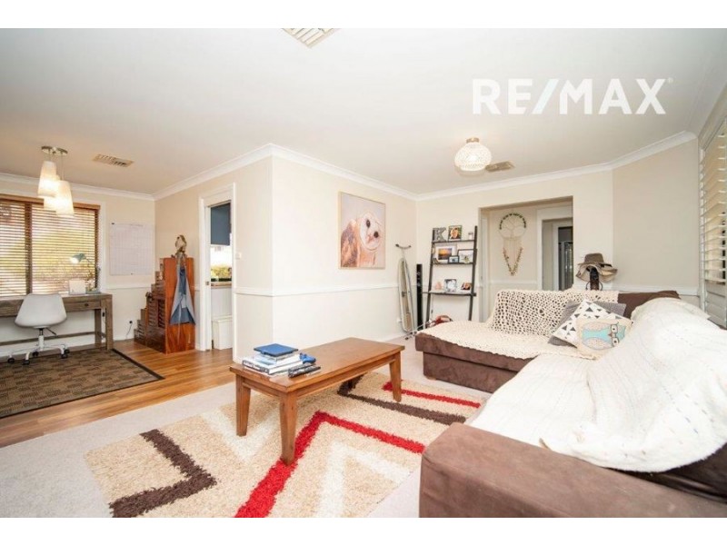 40 Bourkelands Drive, Bourkelands NSW 2650
