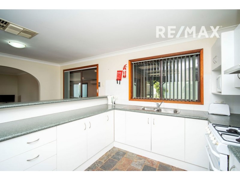 24 Pugsley Avenue, Estella NSW 2650