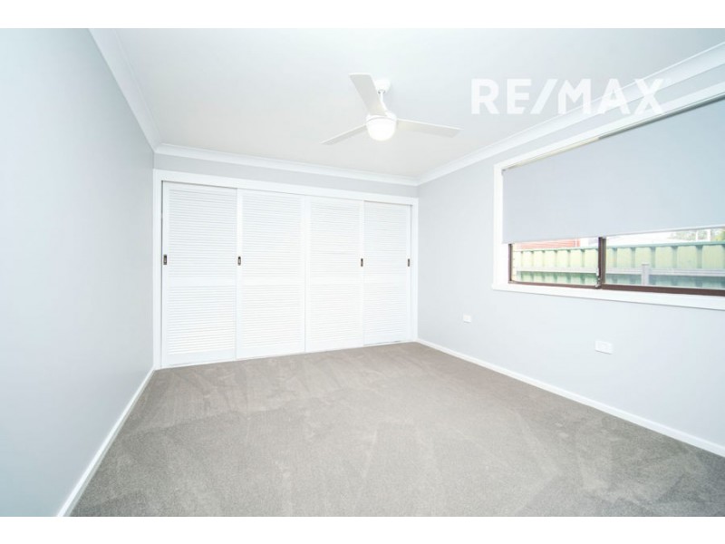 72 Huthwaite Street, Mount Austin NSW 2650