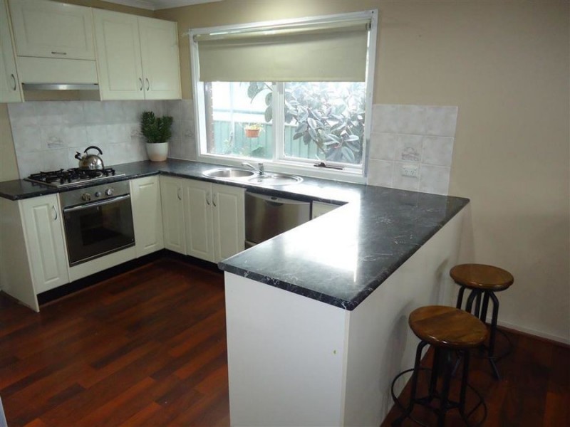 2 Sackville Drive, Forest Hill NSW 2651