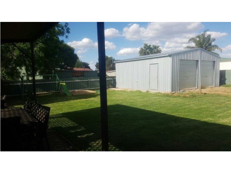 2 Sackville Drive, Forest Hill NSW 2651