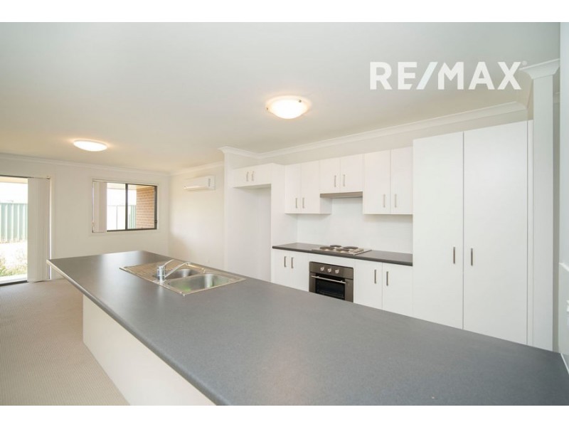 5 Hazelwood Drive, Forest Hill NSW 2651