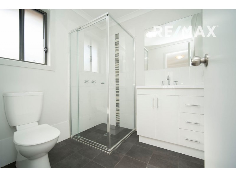 5 Hazelwood Drive, Forest Hill NSW 2651