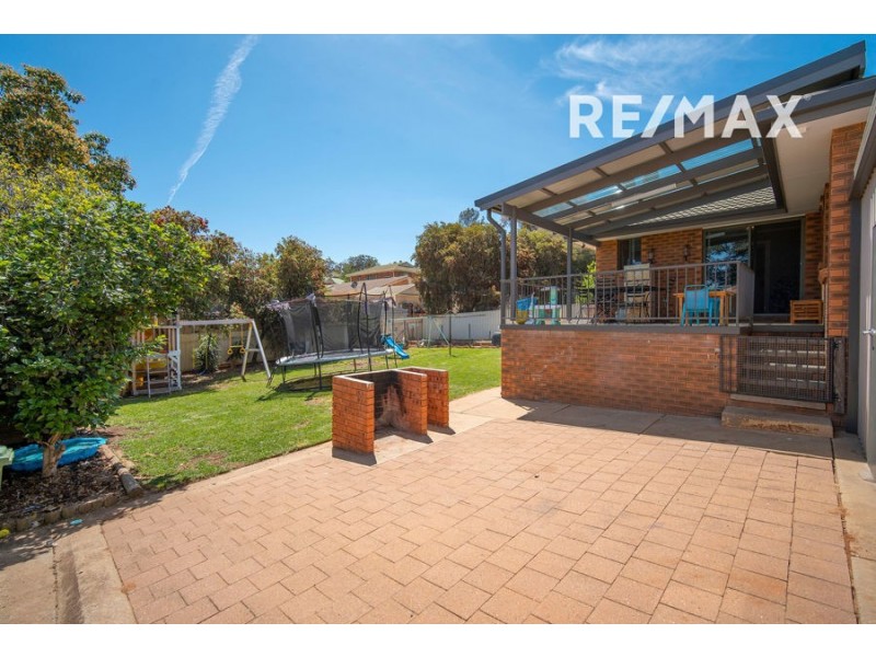 101 Leavenworth Drive, Mount Austin NSW 2650