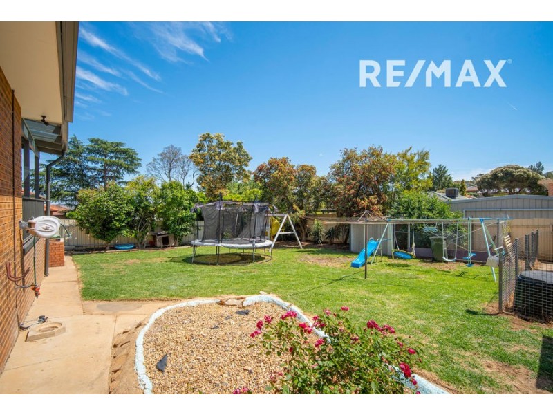 101 Leavenworth Drive, Mount Austin NSW 2650