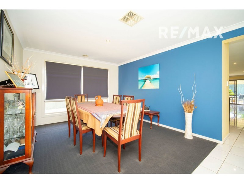 41 Melaleuca Drive, Forest Hill NSW 2651