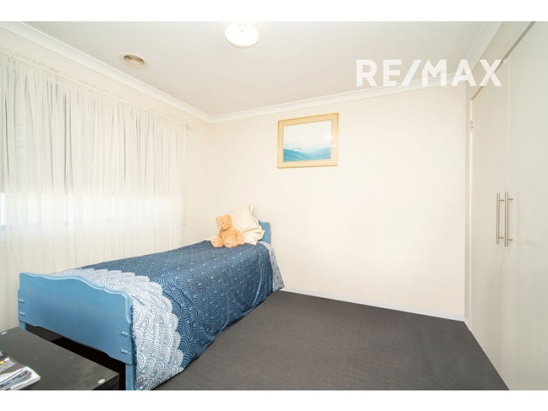 41 Melaleuca Drive, Forest Hill NSW 2651