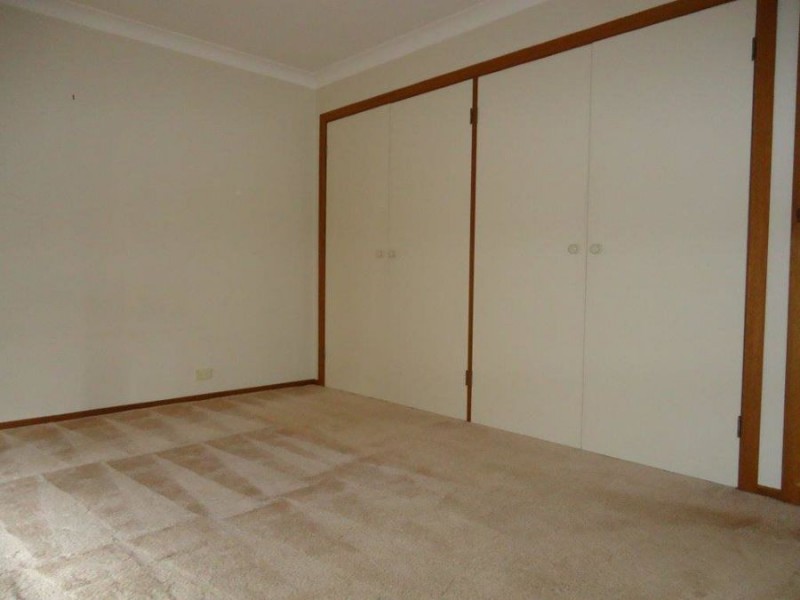 35 Brooklyn Drive, Bourkelands NSW 2650