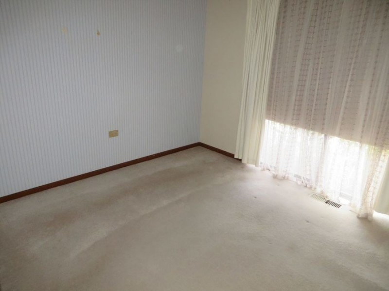 29 Banks, Kooringal NSW 2650