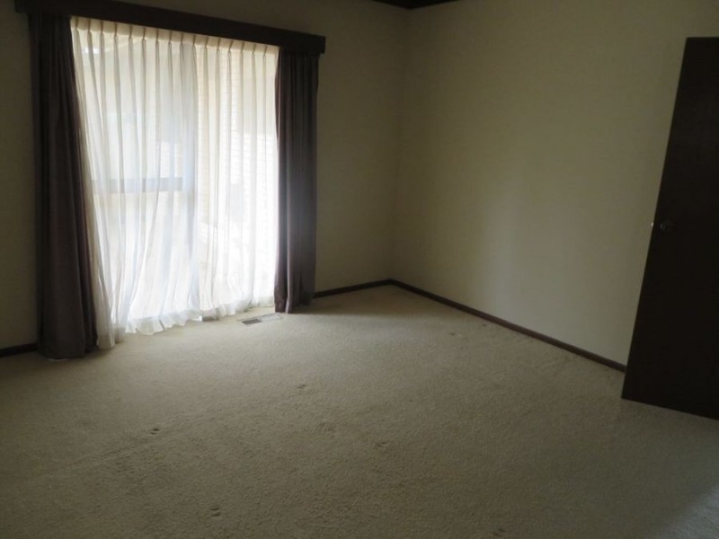 29 Banks, Kooringal NSW 2650