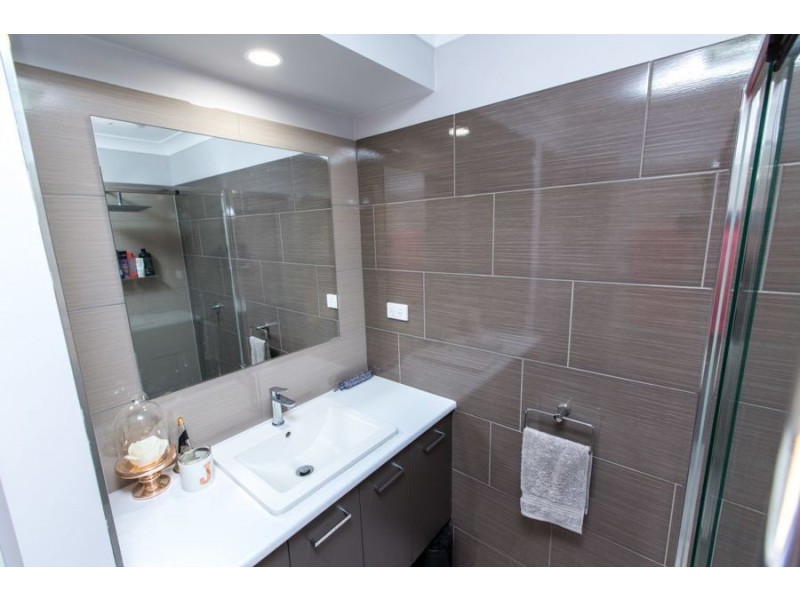 9 Morris Crescent, Gobbagombalin NSW 2650