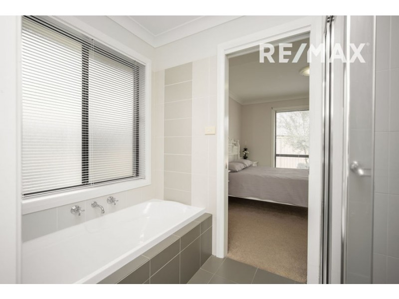 3/61 Mima Street, Glenfield Park NSW 2650