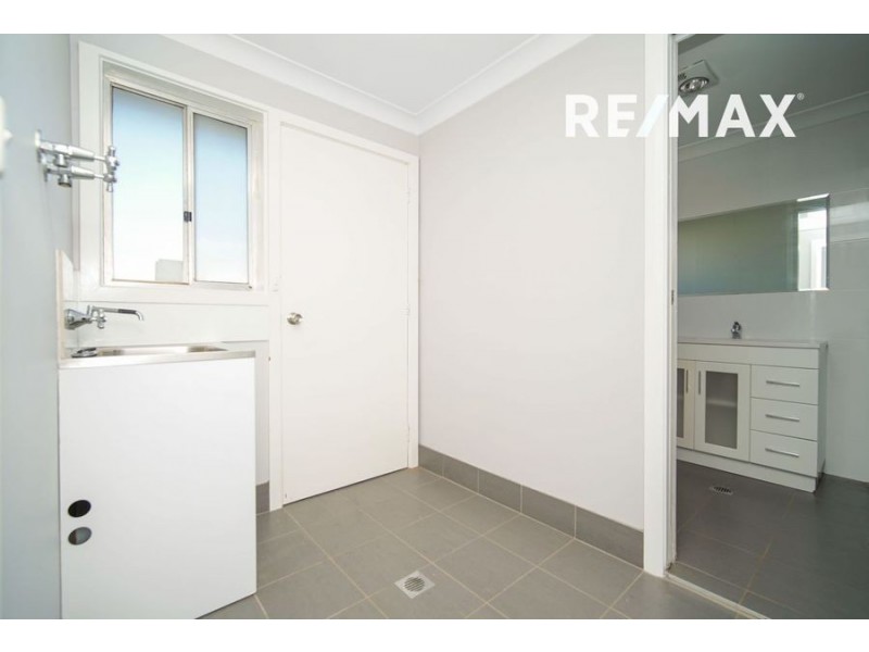 3/22 Inglis Street, Lake Albert NSW 2650