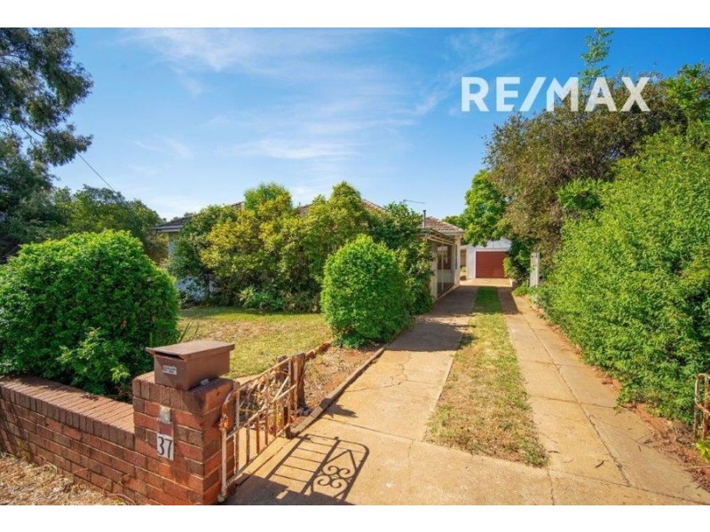 37 Fernleigh Road, Turvey Park NSW 2650