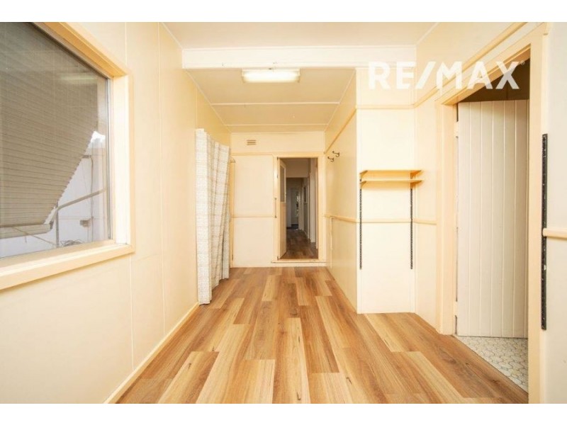 37 Fernleigh Road, Turvey Park NSW 2650