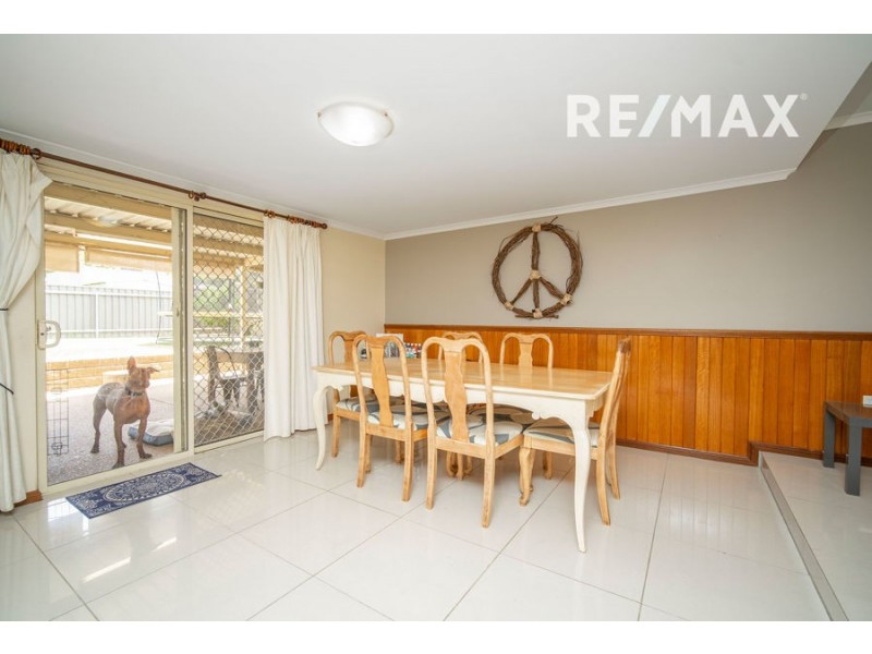 14 Forrest Street, Lake Albert NSW 2650