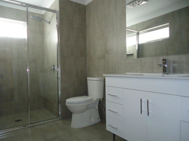 8 Morris Street, Gobbagombalin NSW 2650