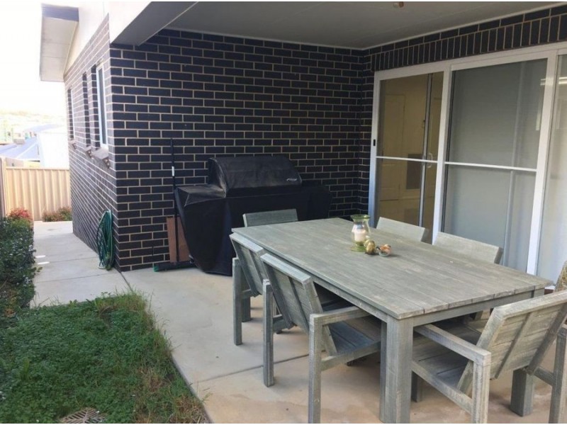 95 Brooklyn Drive, Bourkelands NSW 2650