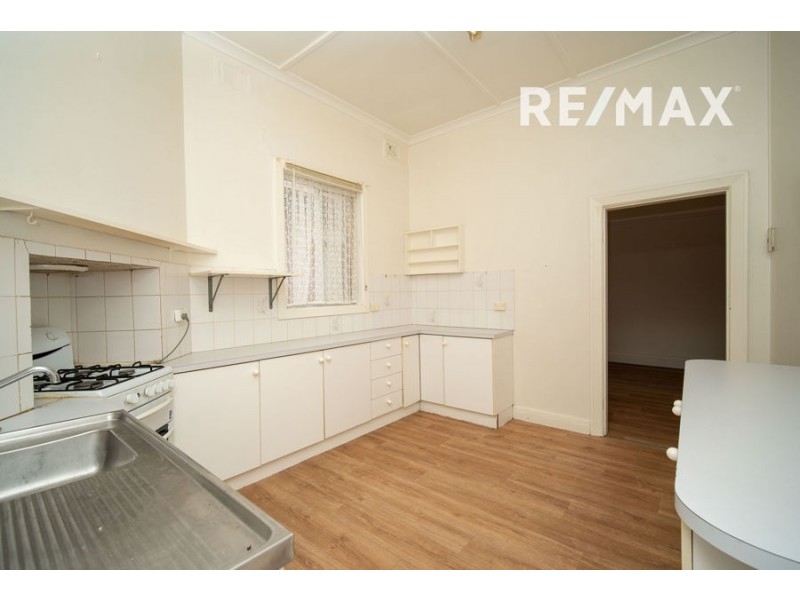 26 Tompson Street, Wagga Wagga NSW 2650