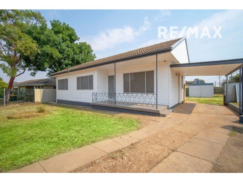 44 Tobruk Street, Ashmont NSW 2650