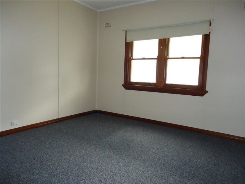 18 Slocum Street, Wagga Wagga NSW 2650