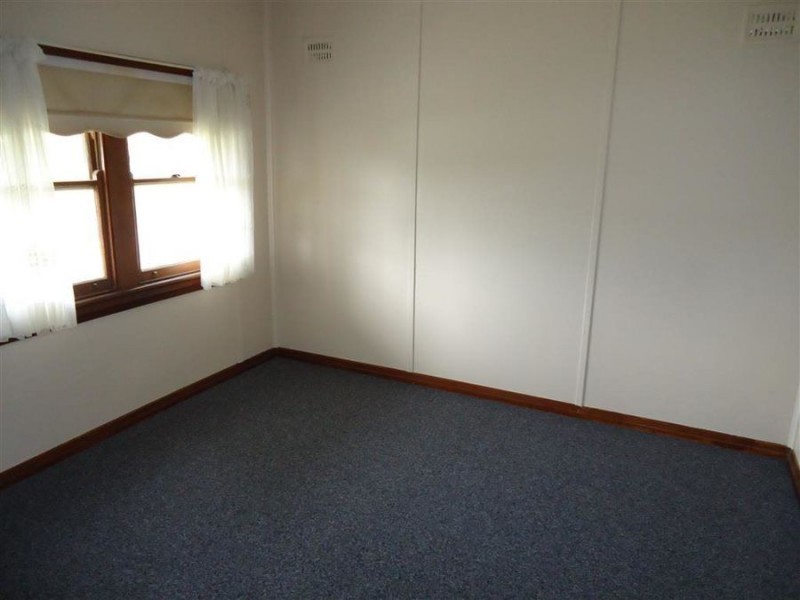 18 Slocum Street, Wagga Wagga NSW 2650