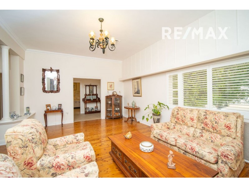 108 Coleman Street, Turvey Park NSW 2650