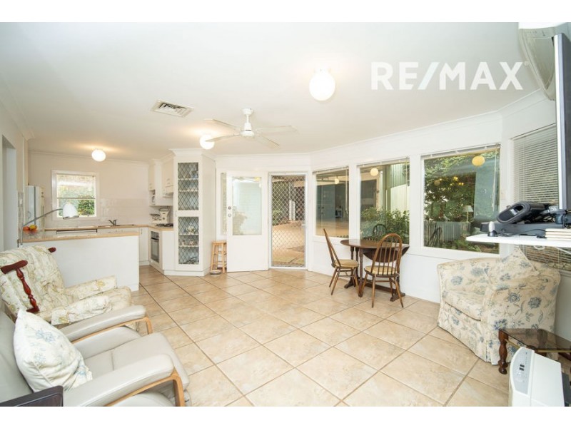 108 Coleman Street, Turvey Park NSW 2650