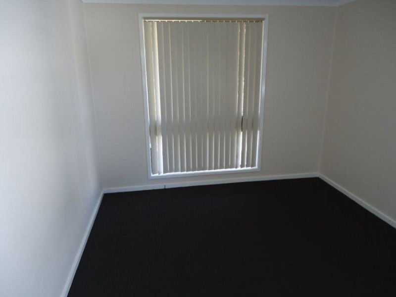 73 Ziegler Avenue, Wagga Wagga NSW 2650