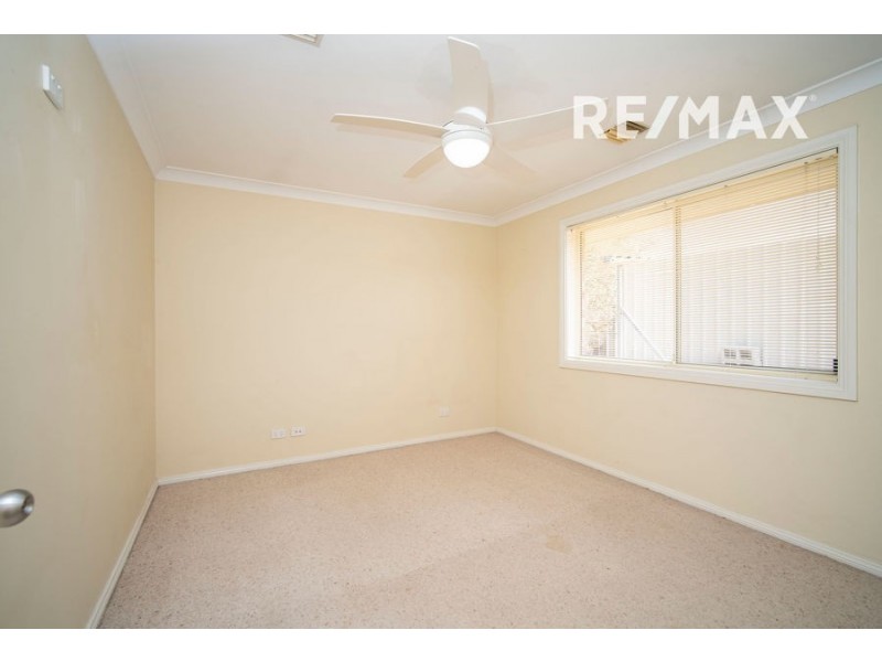 16 Madin Place, Estella NSW 2650