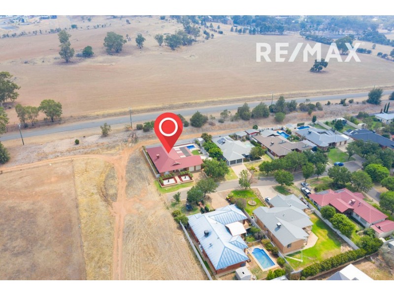 16 Madin Place, Estella NSW 2650