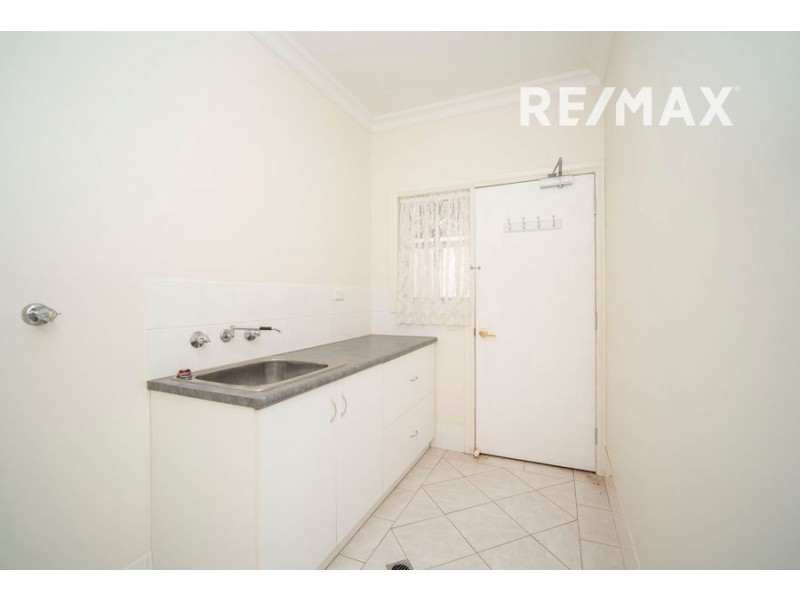 2 Ulandra Place, Estella NSW 2650